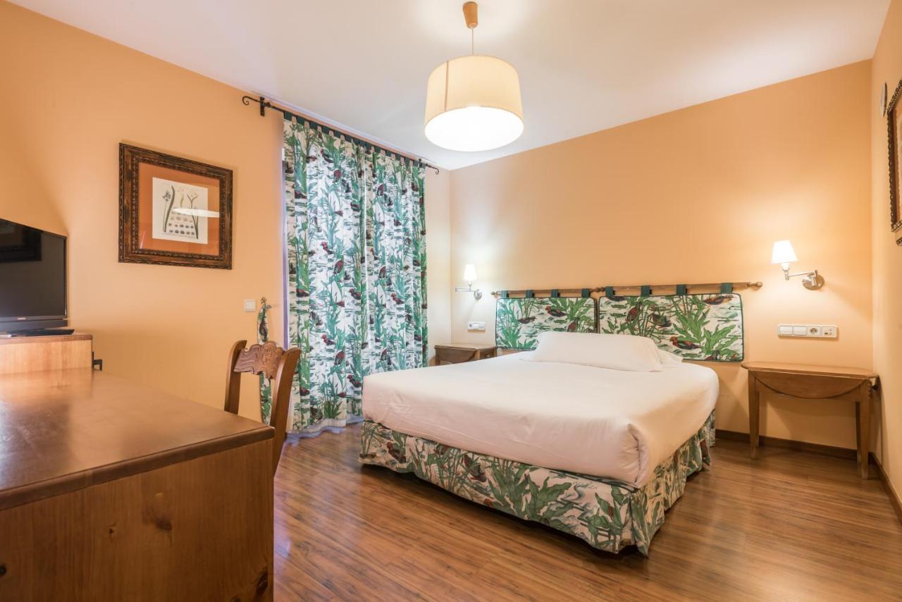 Hotel Snoe Colomers Salardú Eksteriør bilde