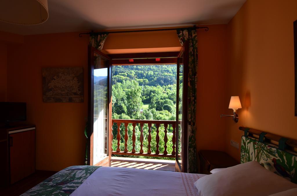 Hotel Snoe Colomers Salardú Eksteriør bilde
